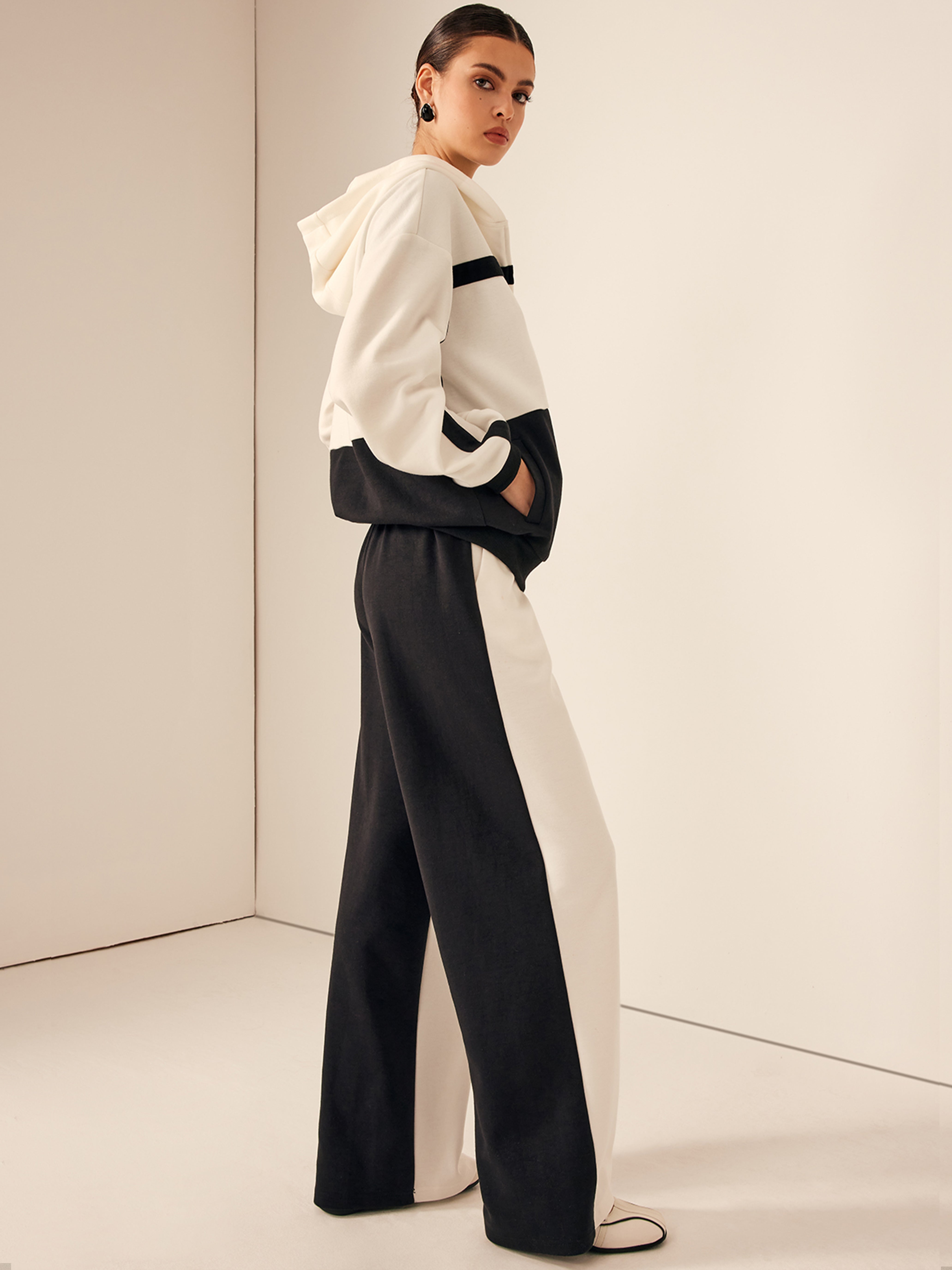 Two Tone Elastic Waist Sweatpants-Mesadic