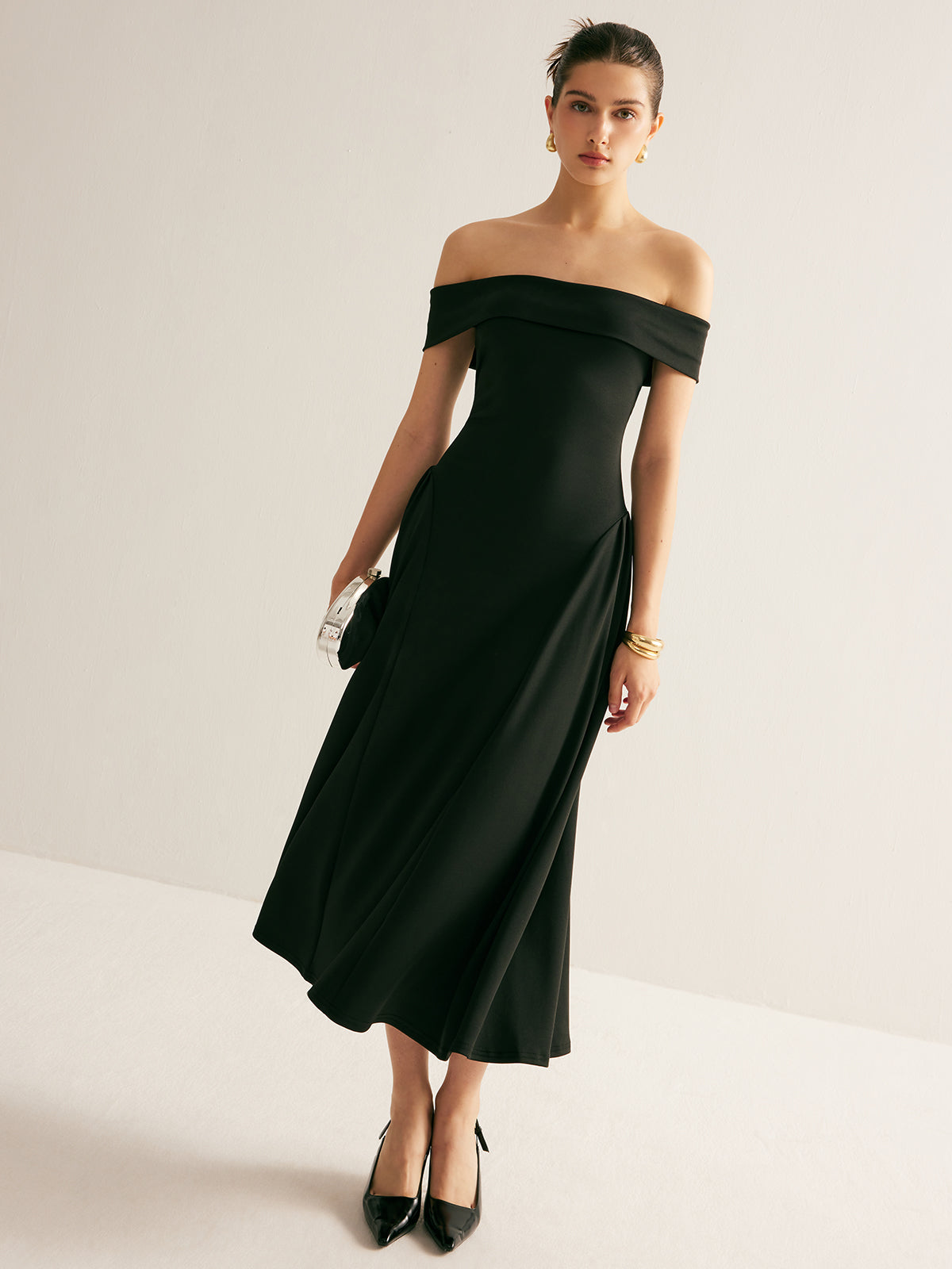 Straight Neck Pleated Dress-Mesadic