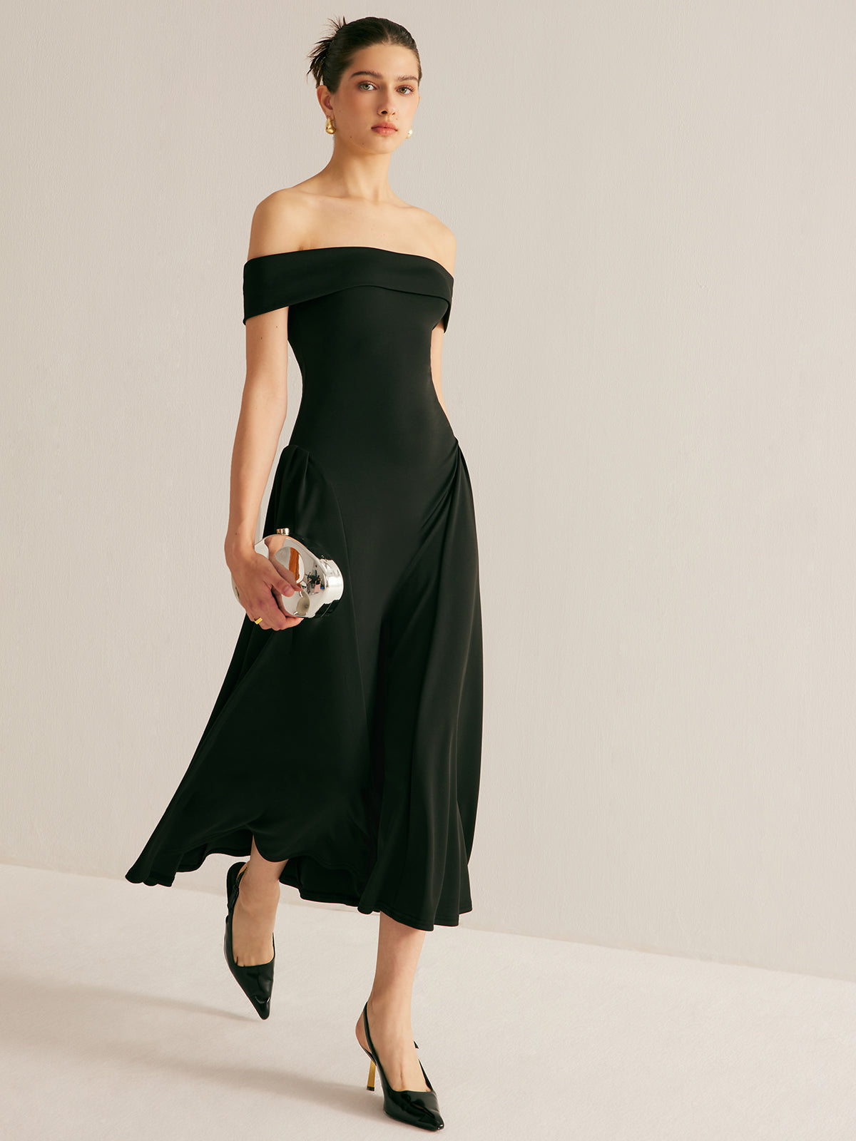 Straight Neck Pleated Dress-Mesadic