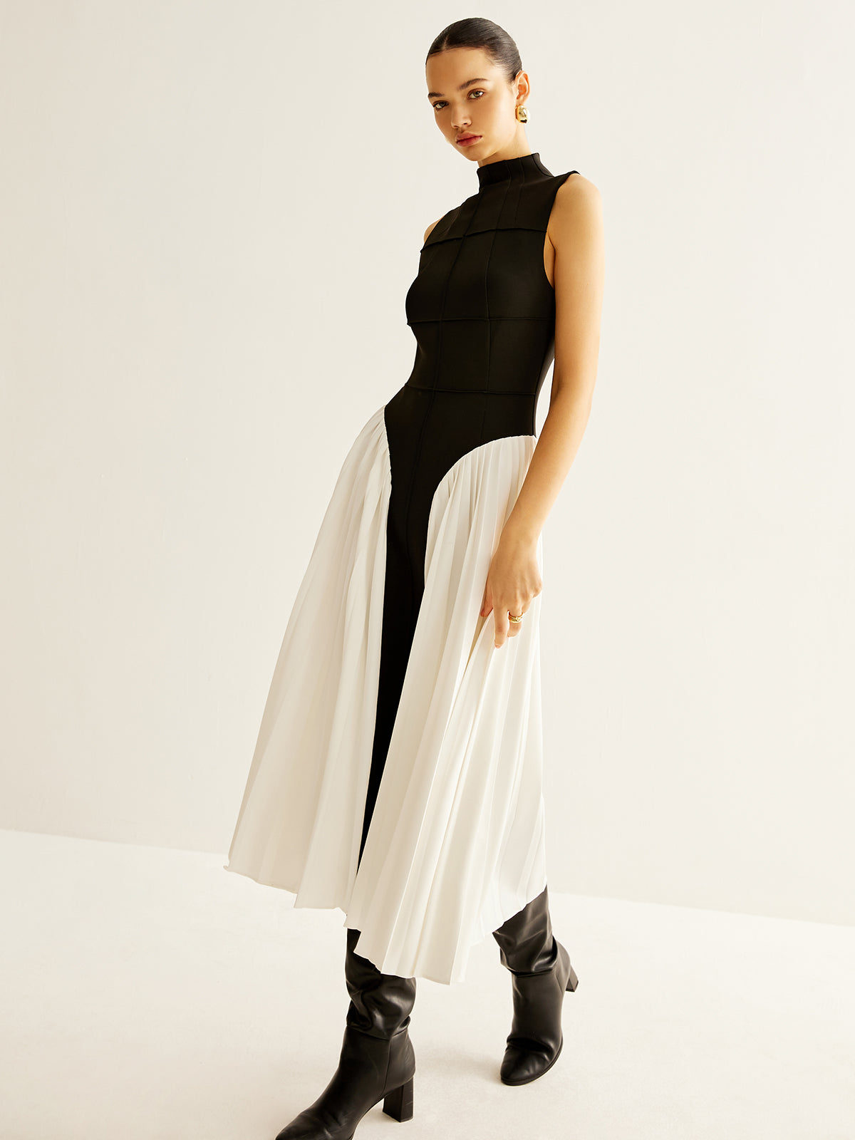 Sleeveless Color Block Pleated Dress-Mesadic
