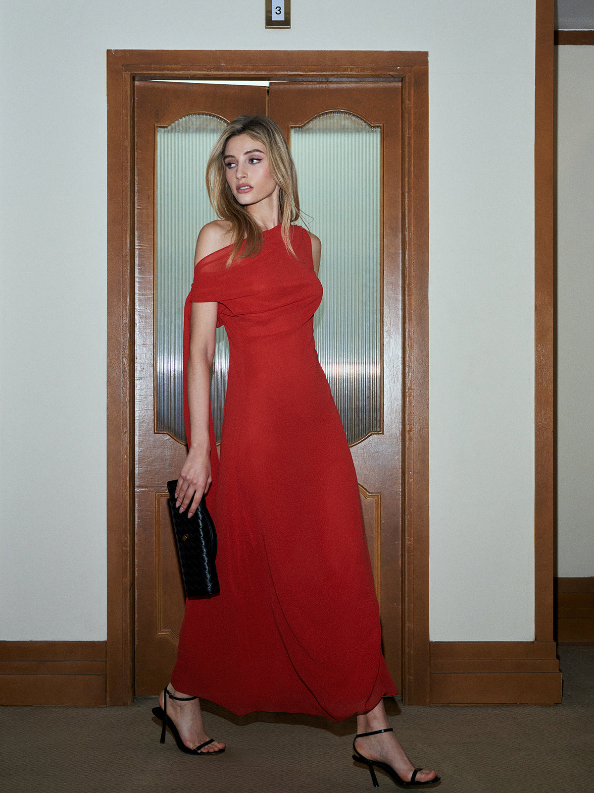 Chiffon Cowl Neck Backless Dress-Mesadic