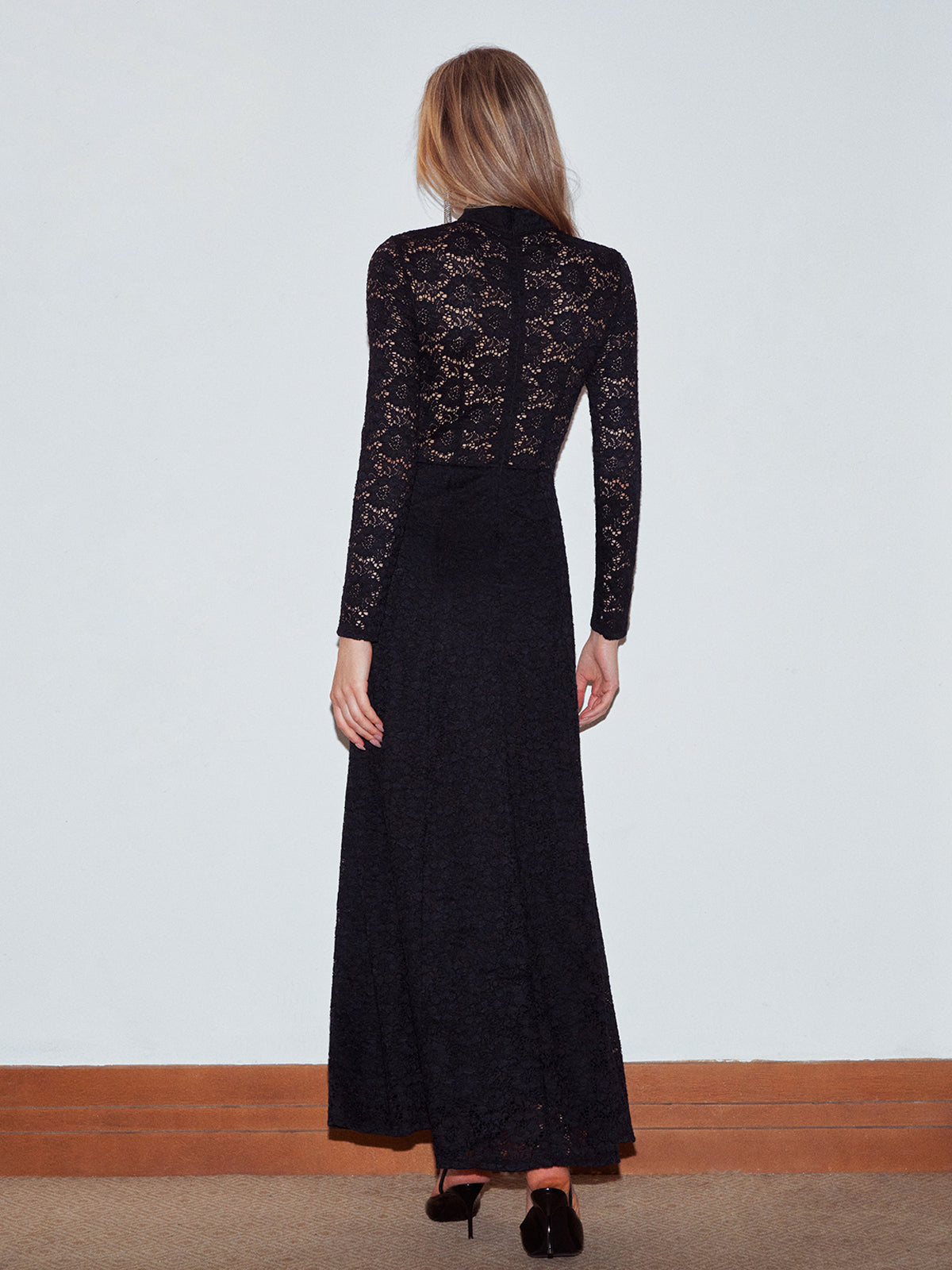 Mock Neck Lace Zipper Dress-Mesadic