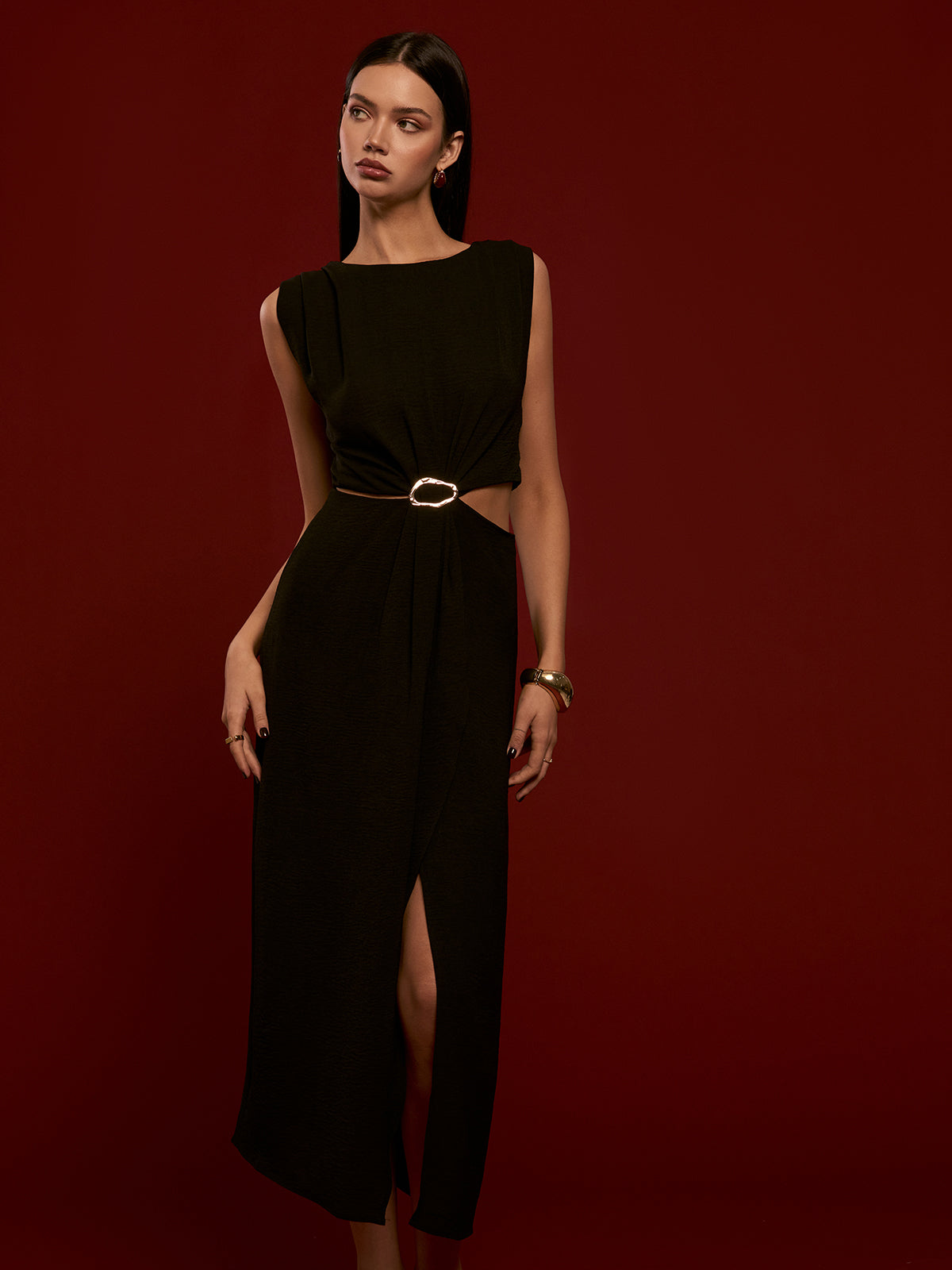 Metal-Ring Cutout Pleated Dress-Mesadic