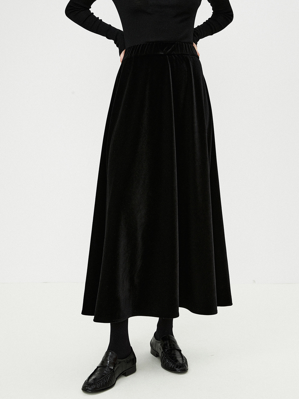 Velvet Flowy Skirt-Mesadic