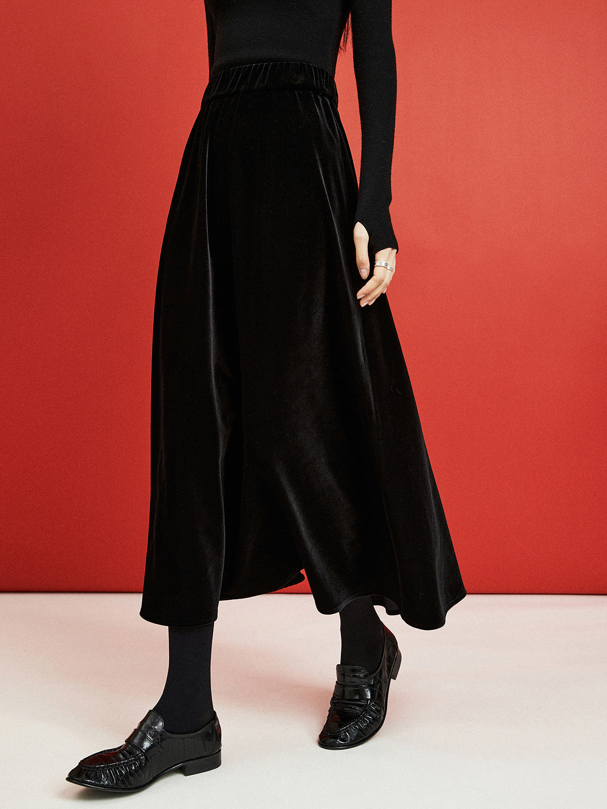 Velvet Flowy Skirt-Mesadic