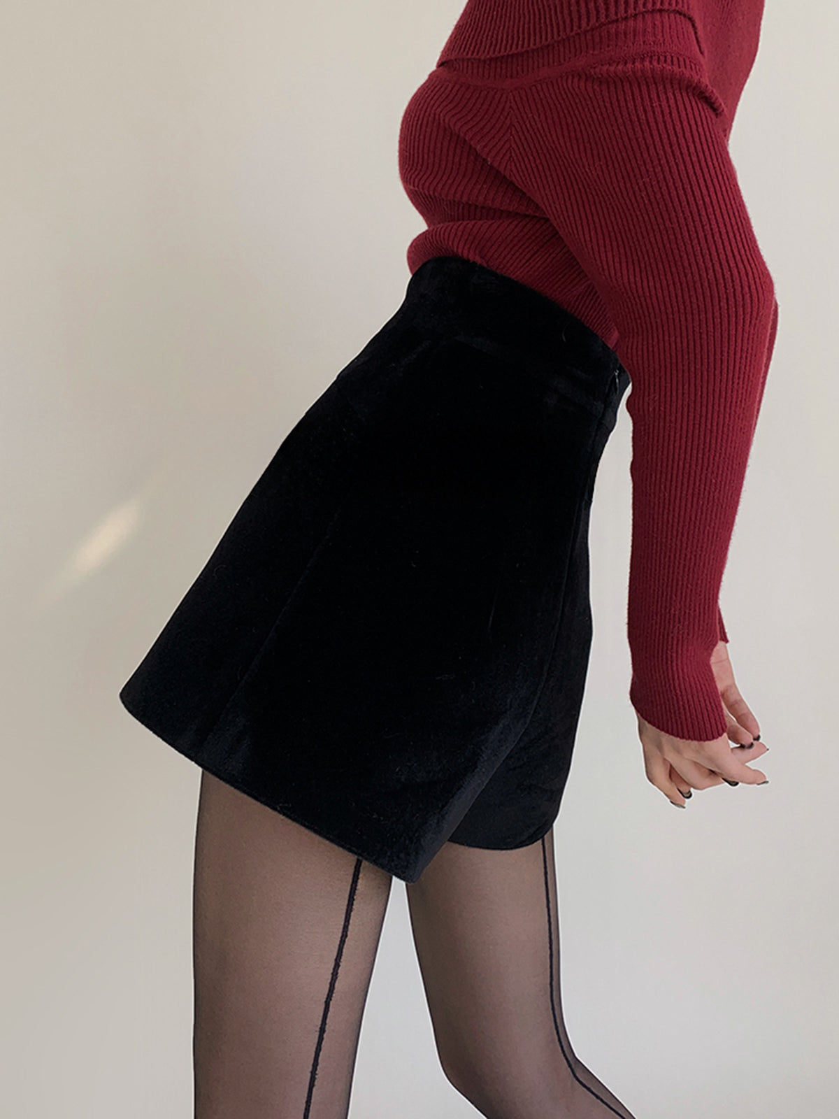 Velvet Wide-Leg Shorts-Mesadic