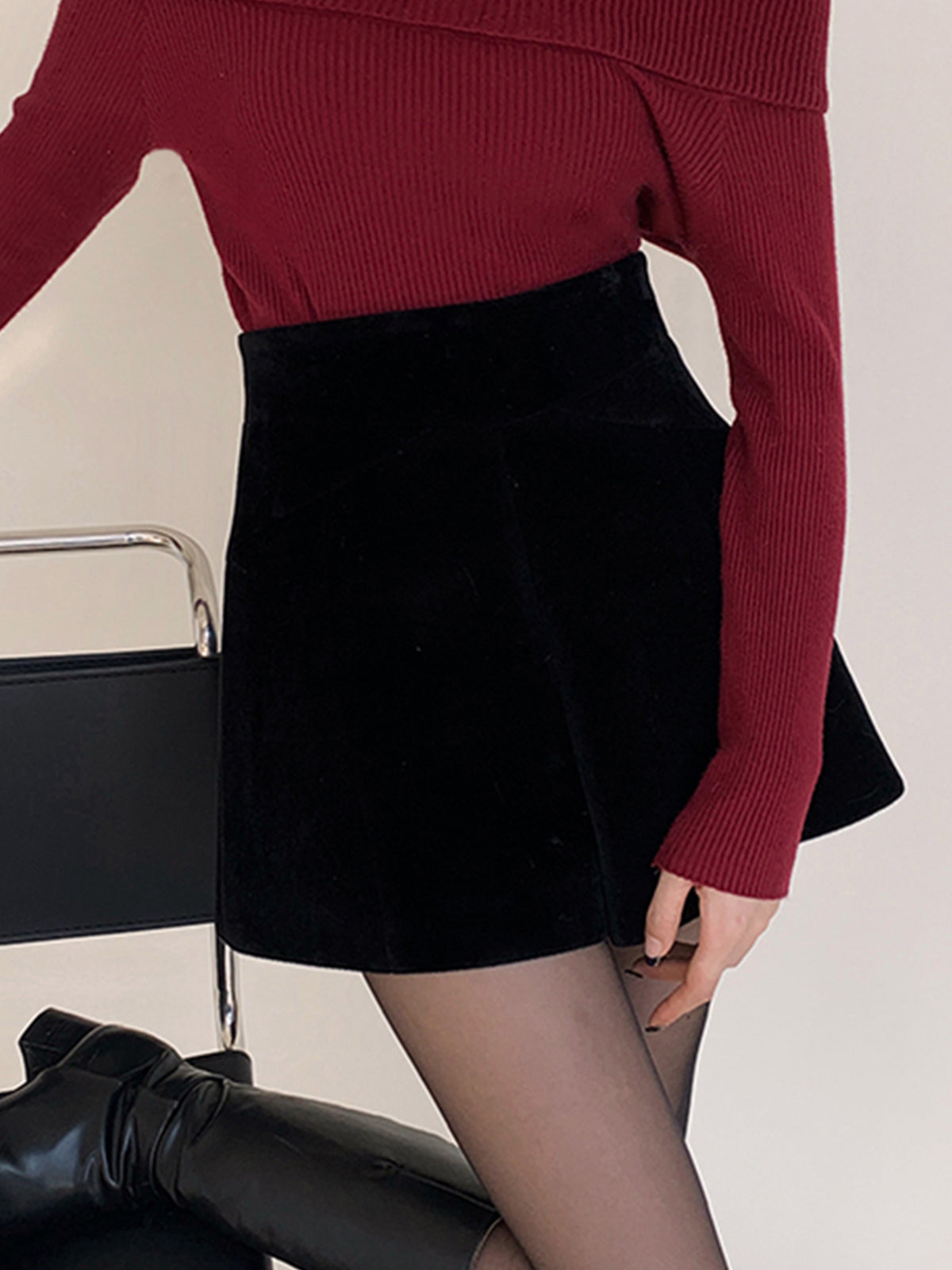 Velvet Wide-Leg Shorts-Mesadic