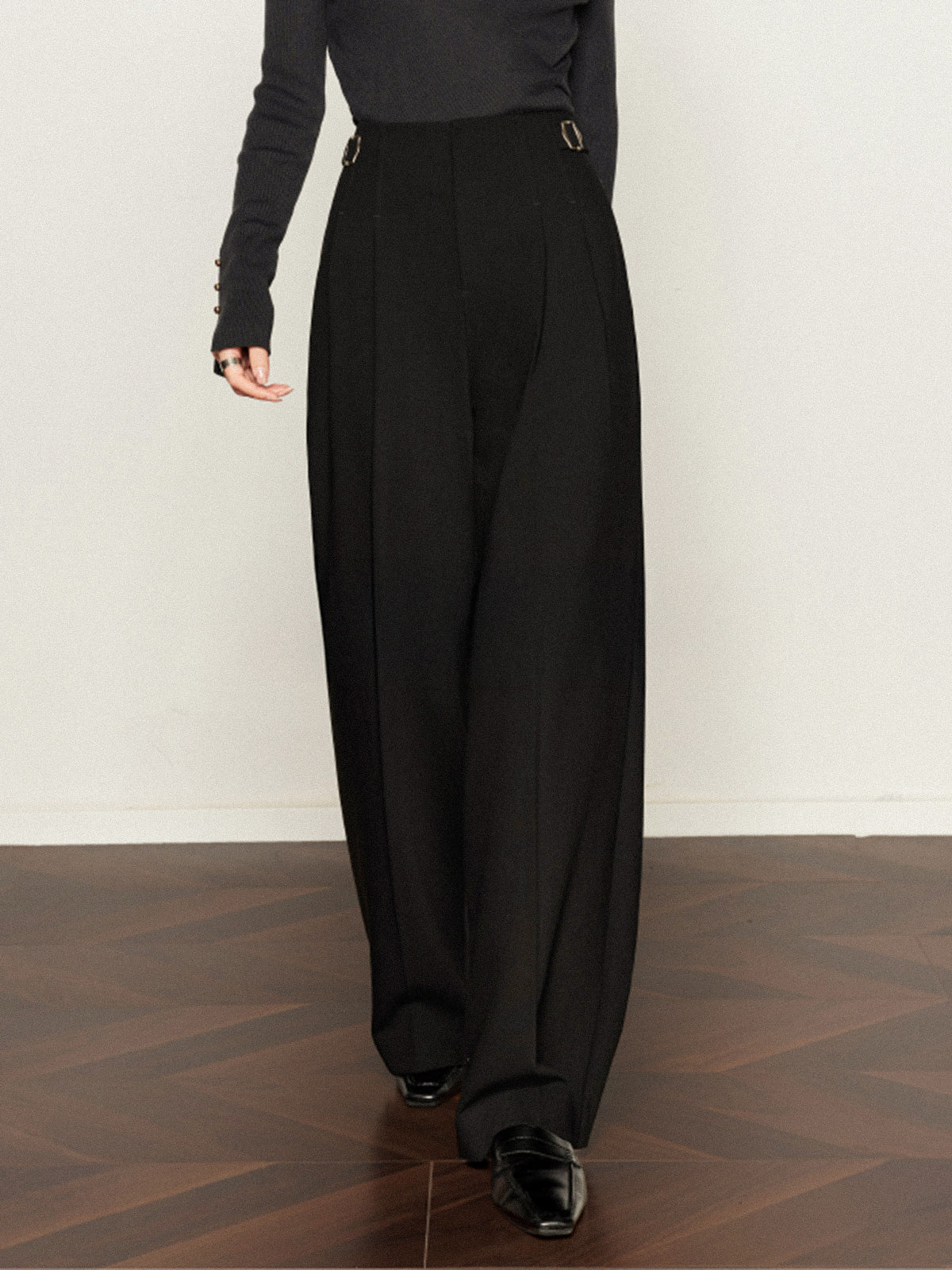 Pleated Wide-Leg Pants-Mesadic