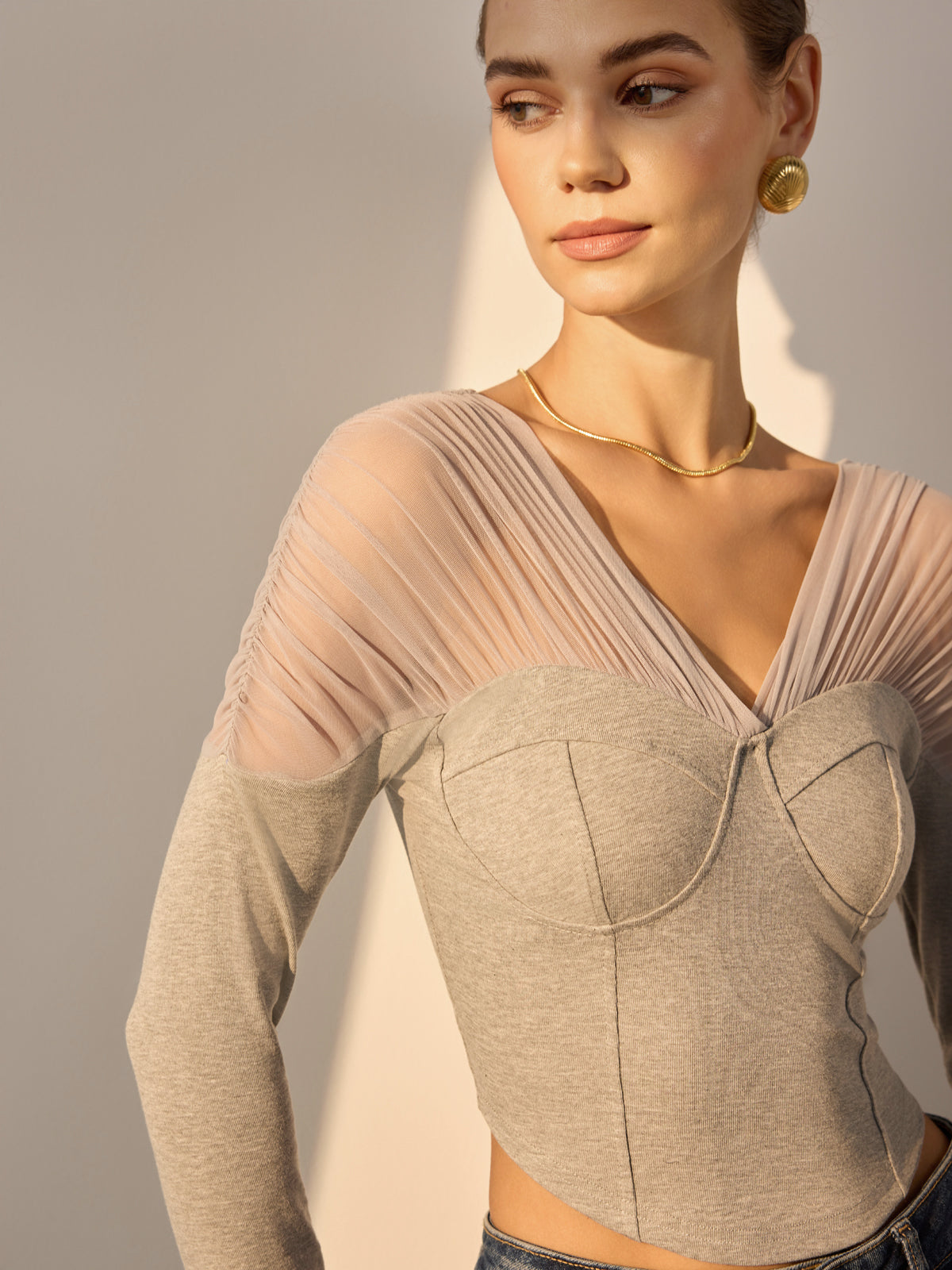 V-Neck Mesh-Shoulder Crop T-Shirt-Mesadic