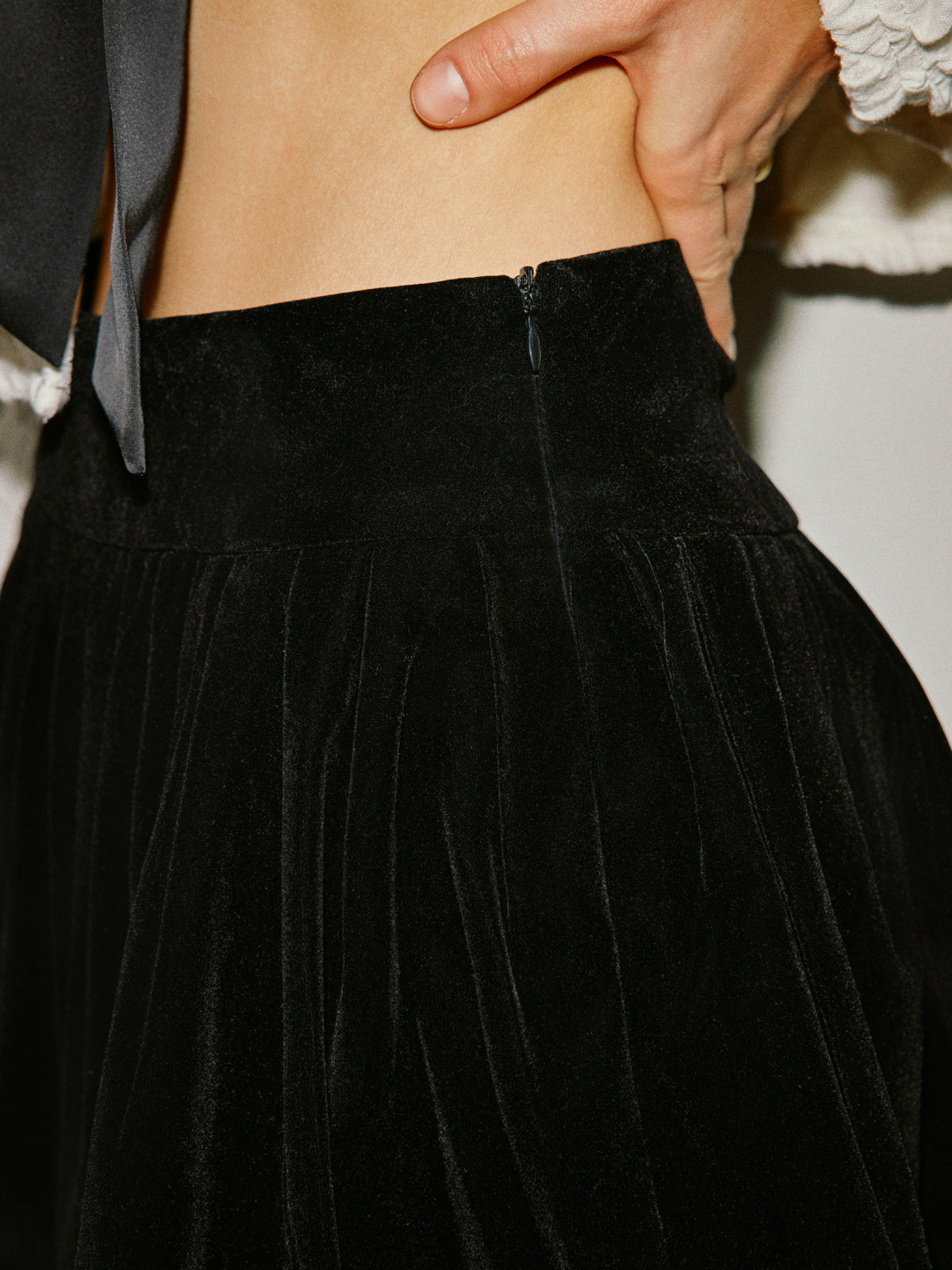 Mid-Waist Umbrella Shape Pleated Skirt-Mesadic