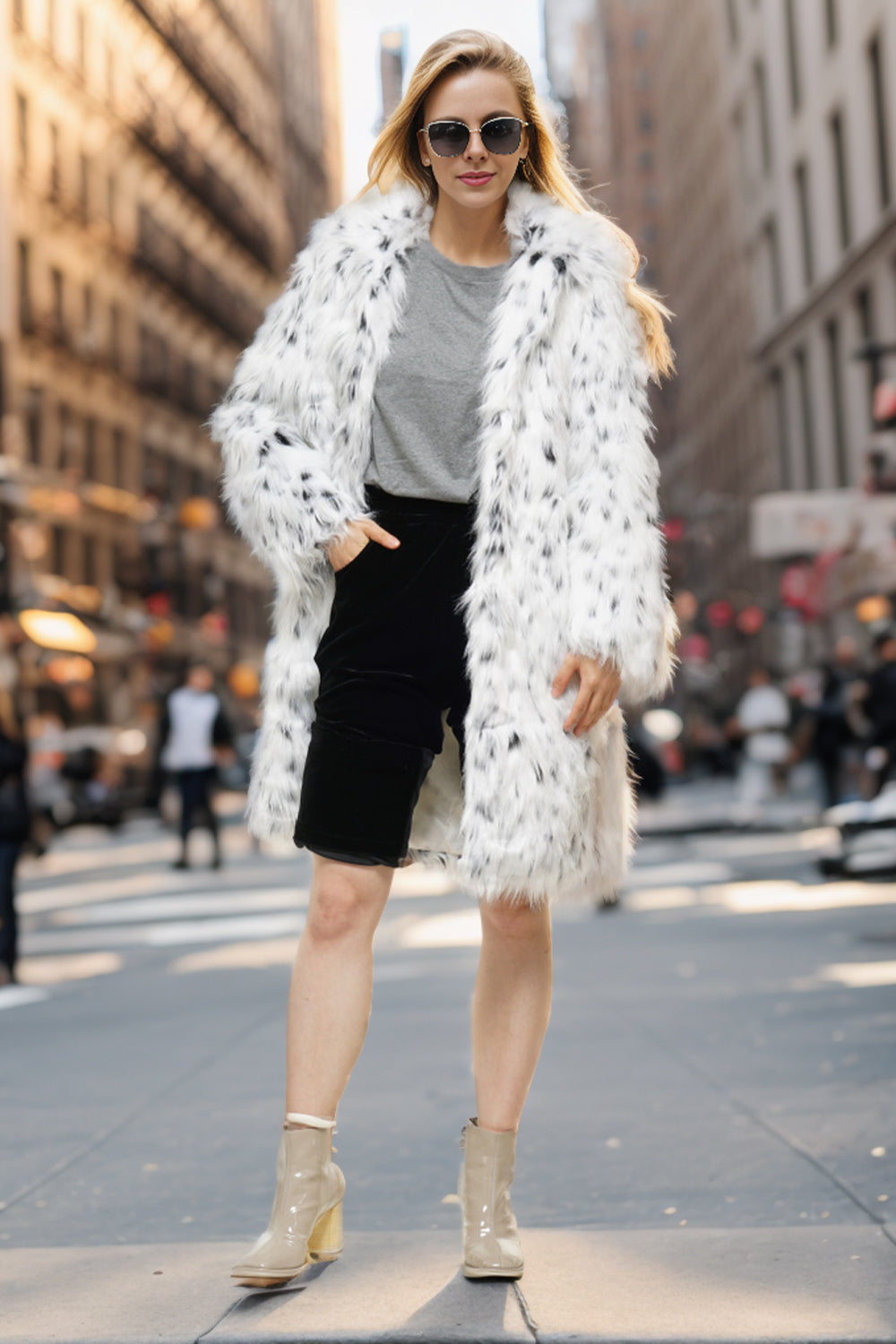 White Oversized Knee Length Faux Fur Shearling Coat-CALLISTARI