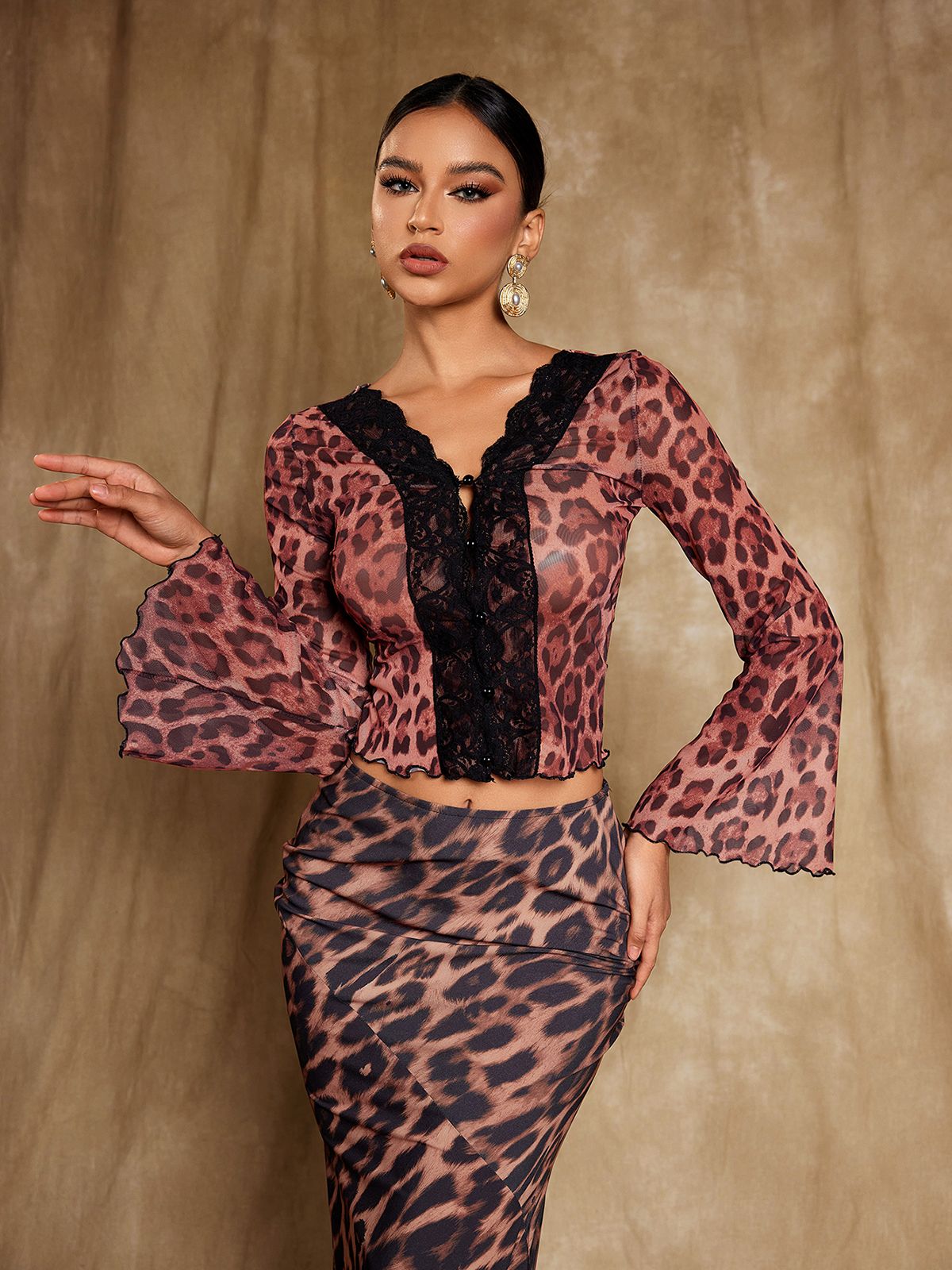Elestren Flounce Sleeve Leopard Top-Mesadic