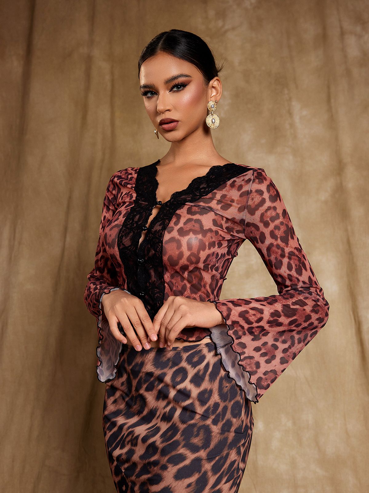 Elestren Flounce Sleeve Leopard Top-Mesadic