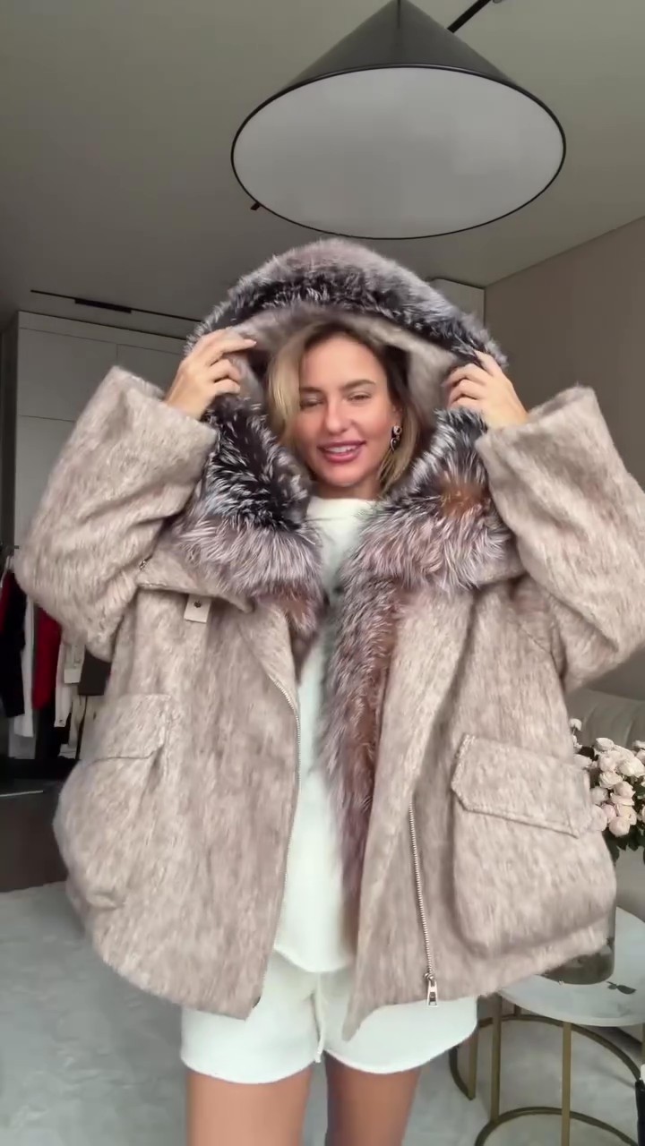 Beige faux fur trim hooded jacket