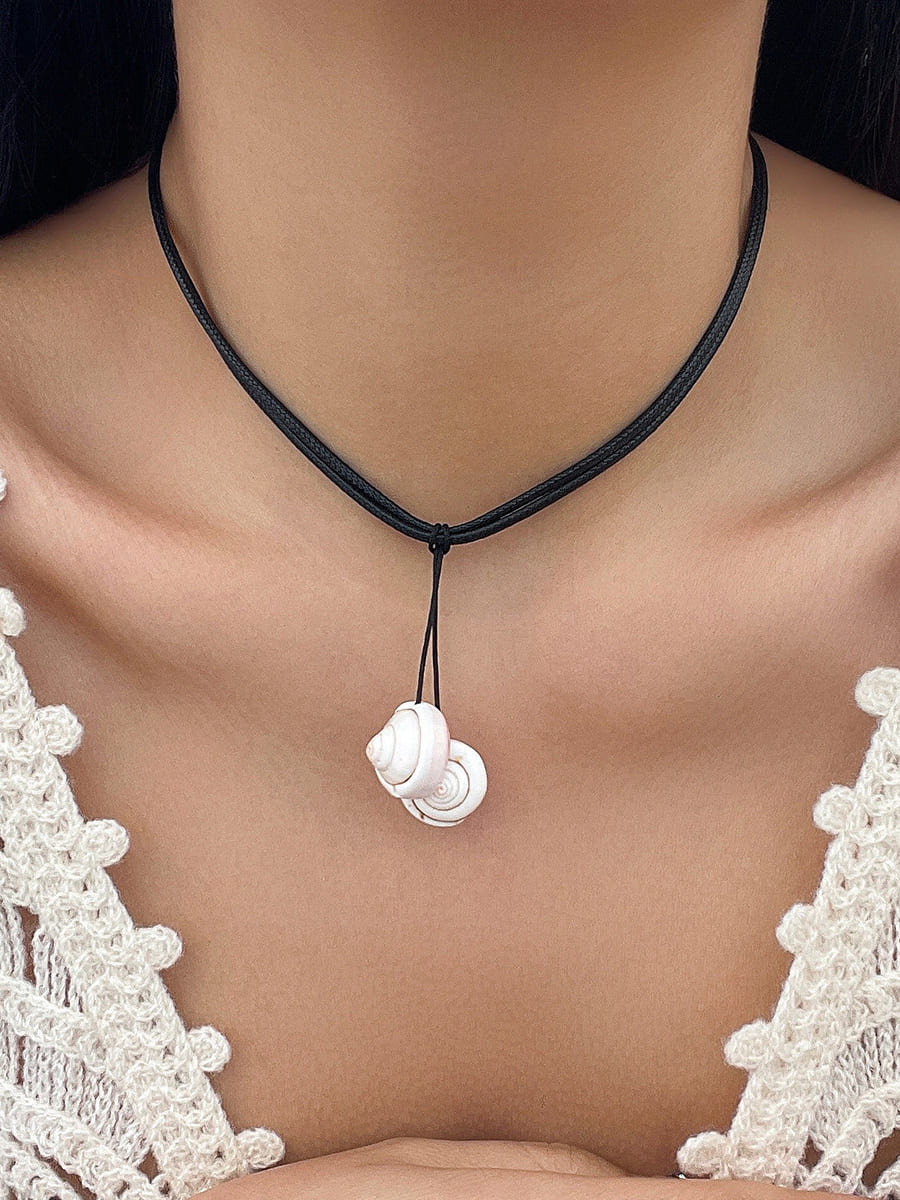 Tassel Seashell Necklace-CALLISTARI