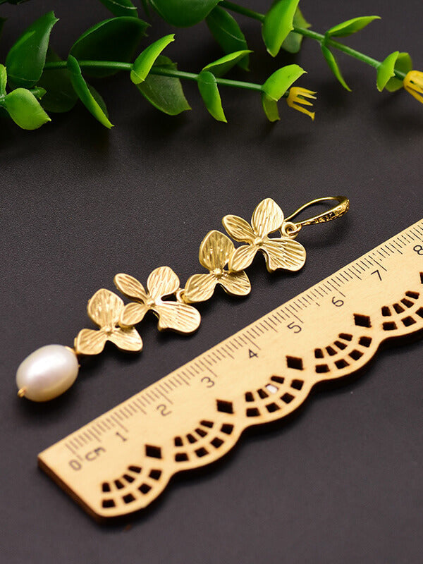 Vintage Botanical Carved Pearl Earrings-CALLISTARI