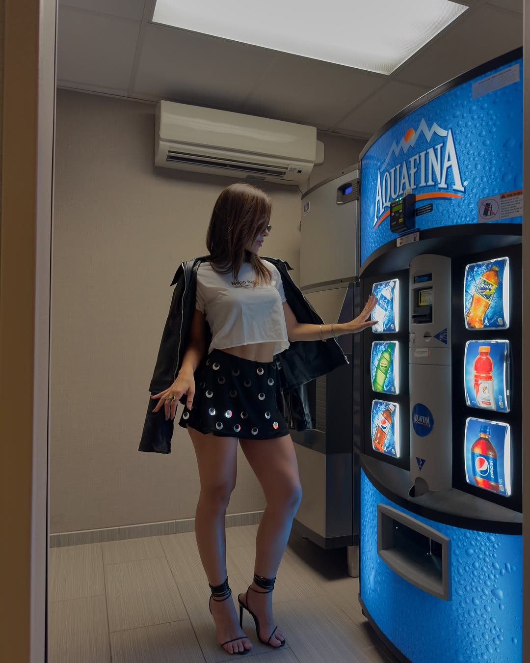 T-shirt glitter sequin skirt suit