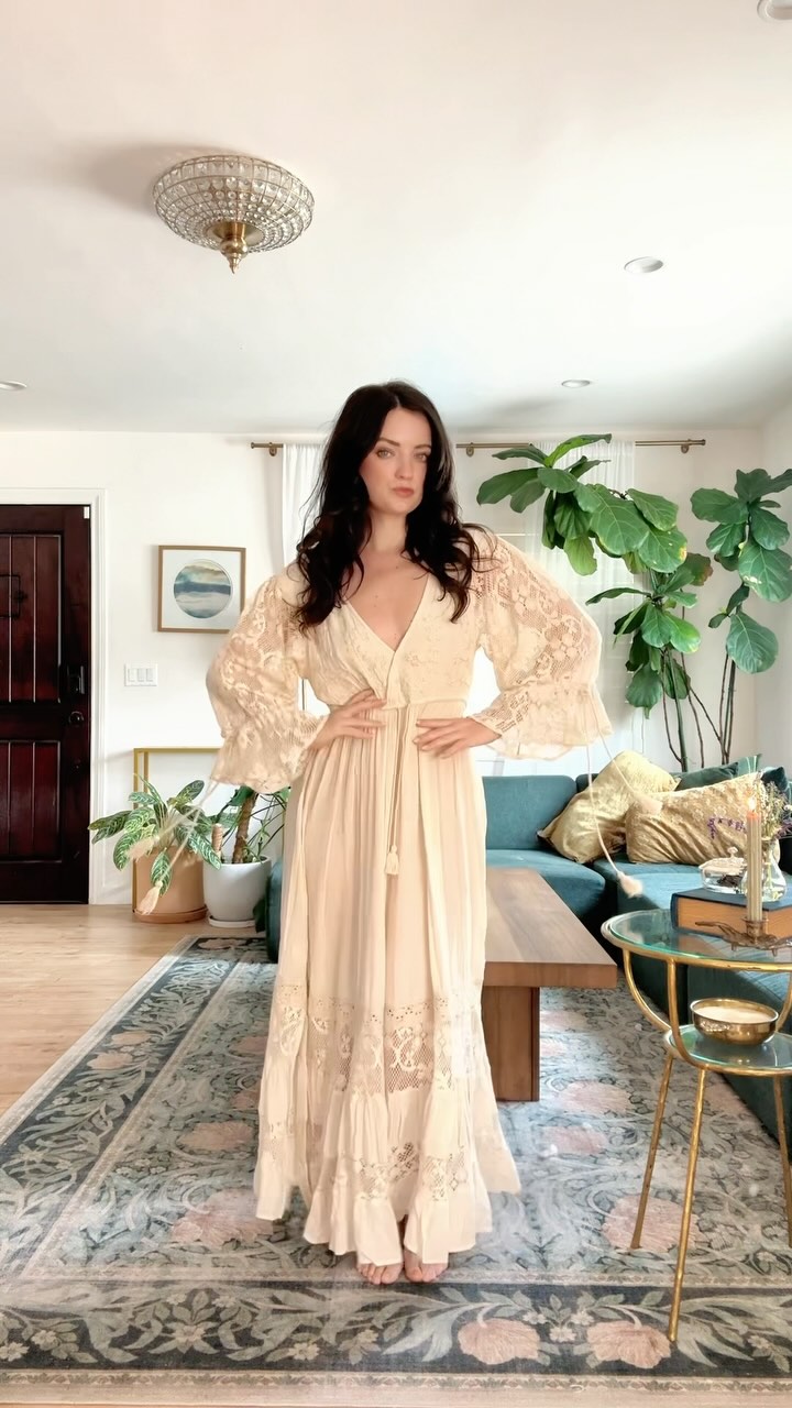 Holiday style lace deep v long dress-Mesadic