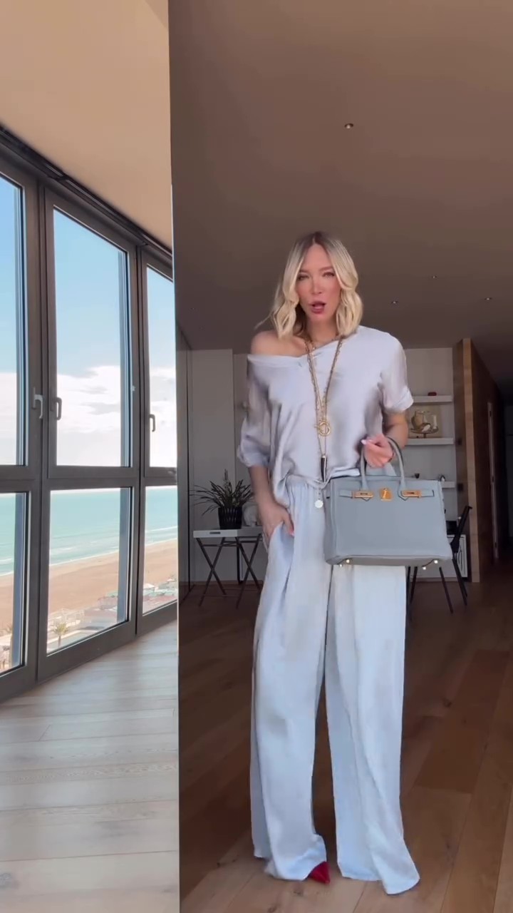 Pajama style satin V-neck trousers set