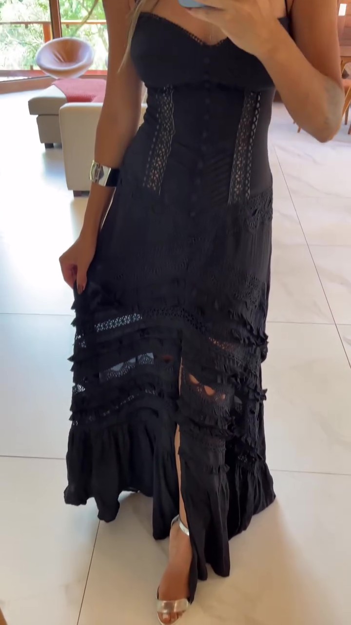 Cascading Ruffle Gown Noir Lined