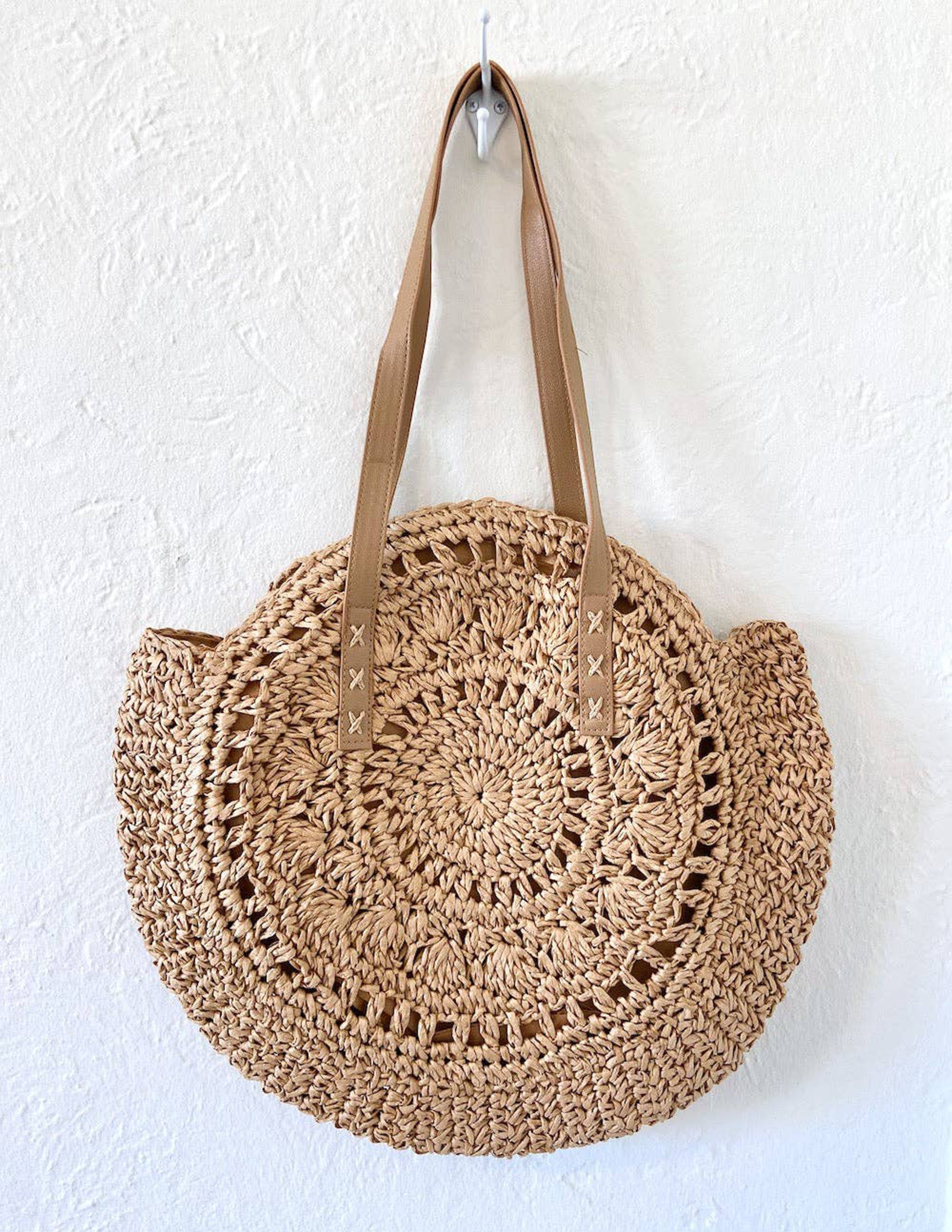 Round Straw Tote Bag-CALLISTARI
