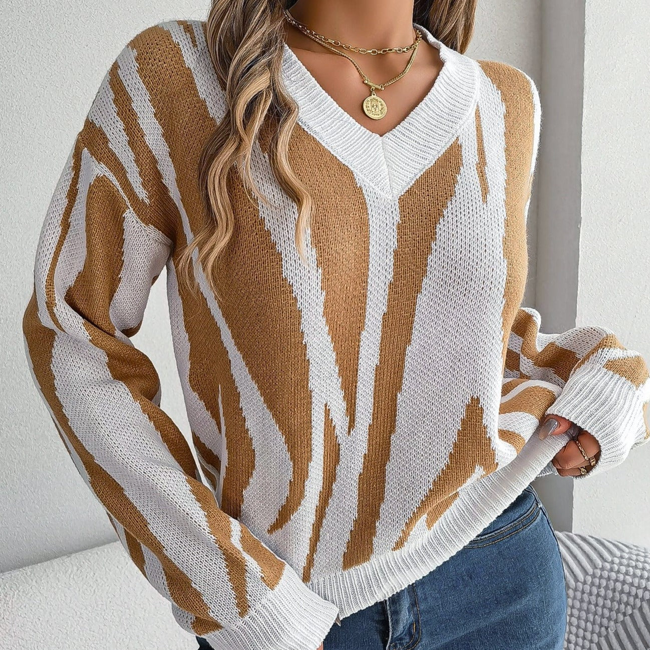 Astridh Knitted Sweater-Mesadic