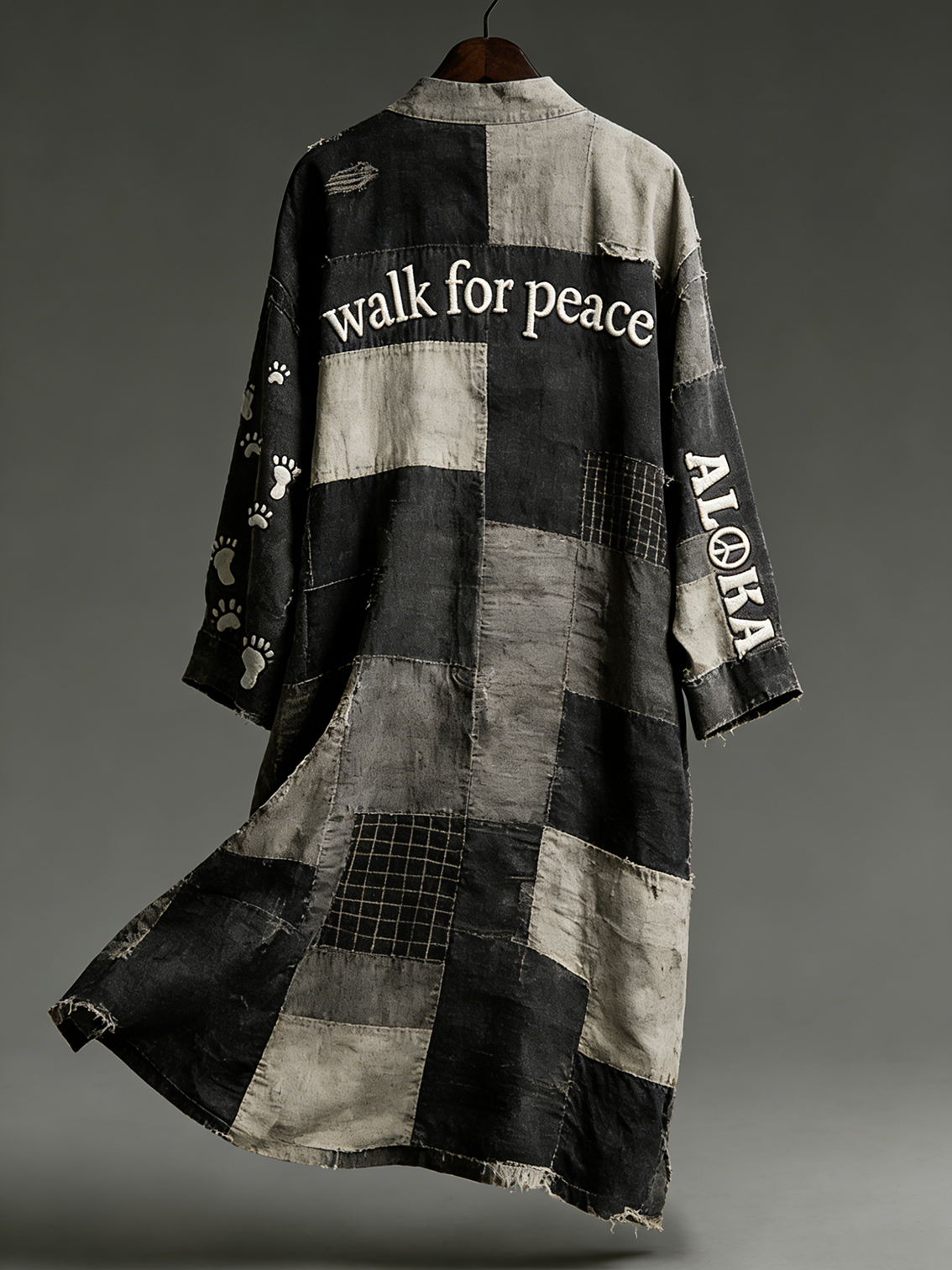Vintage Peace For Walk Art In Patchwork Print Linen Long Kimono
