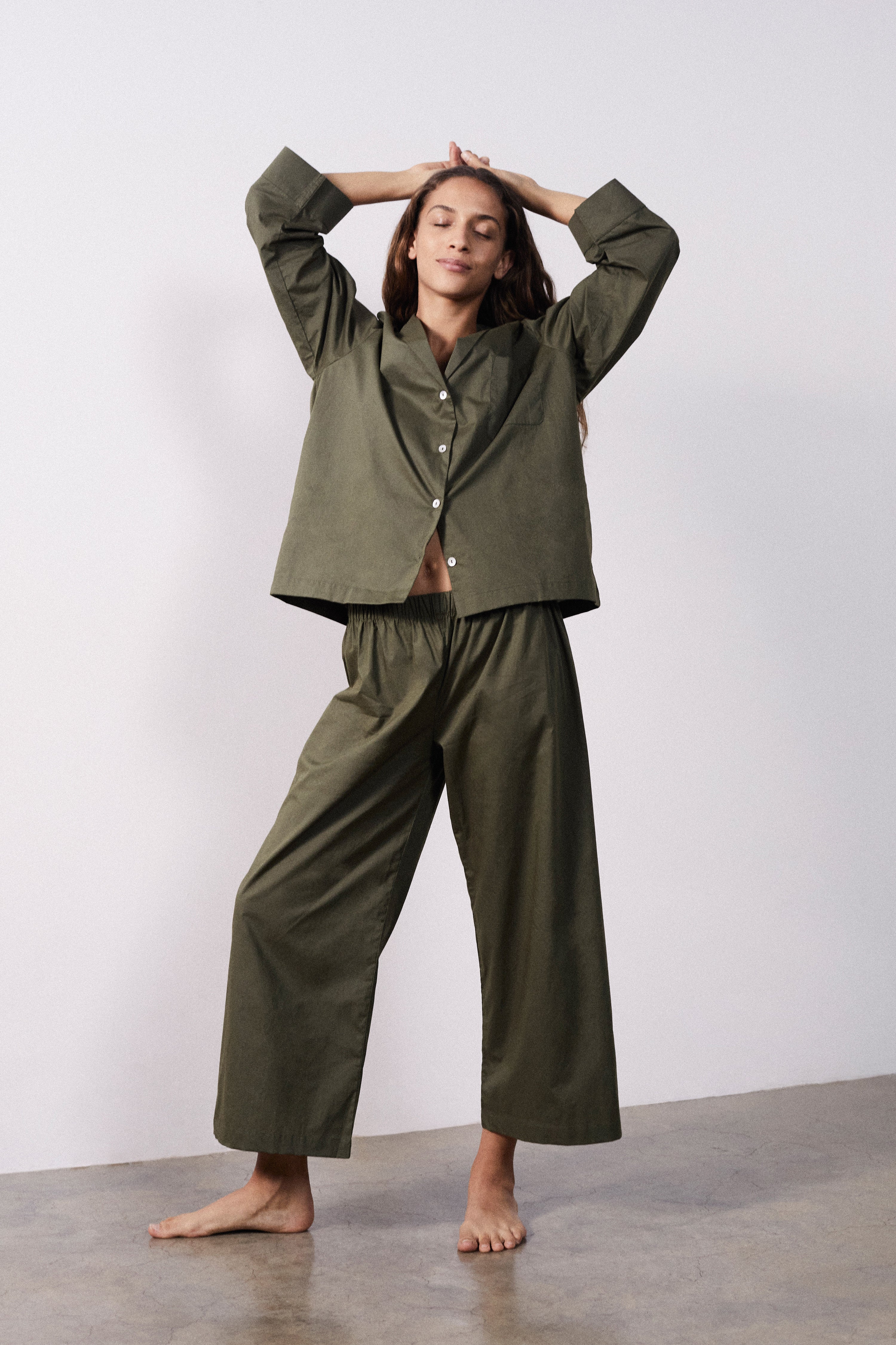 Relaxed Olive Pyjama Set-CALLISTARI