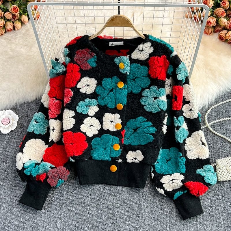 Flower Tufted Sweater-Mesadic