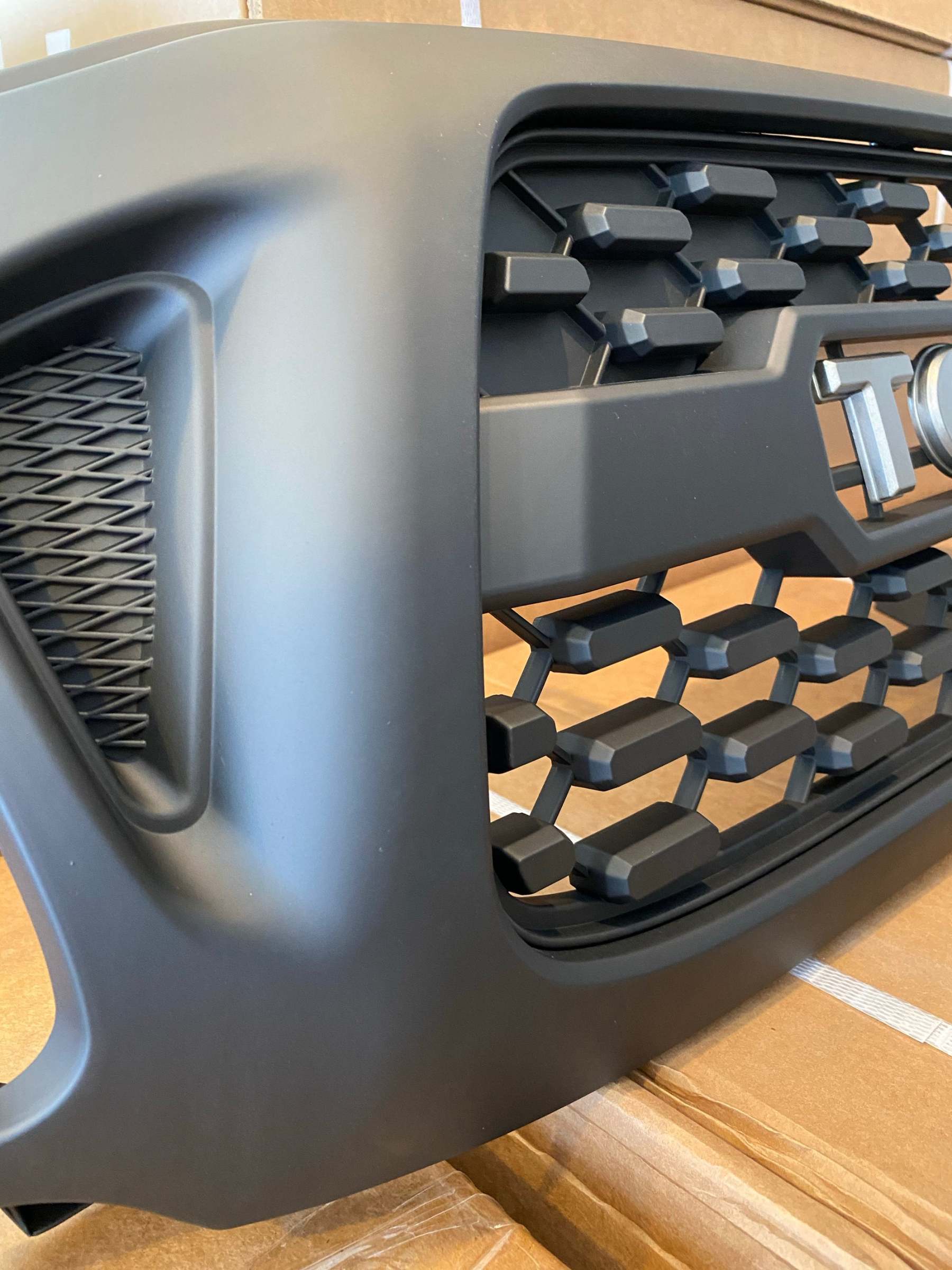 For 2001-2004 Toyota Tacoma Front Grill Grille With Letter Matte Black