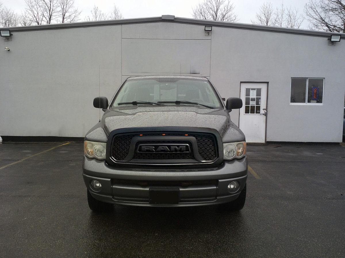 For 2002-2005 Dodge RAM 1500 Grill Rebel Style Front Grille with Letters Matte Black