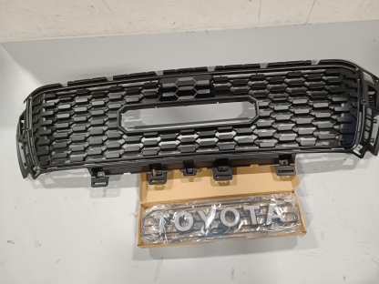 For 2010-2013 Toyota Tundra Trd Pro Grill Front Grille With Letter Matte Black