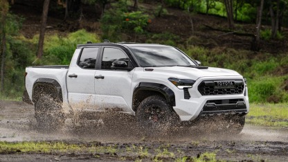 For 2024-2025 Toyota Tacoma TRD PRO Grill Black Front Grille With Led & Light Bar & Letter