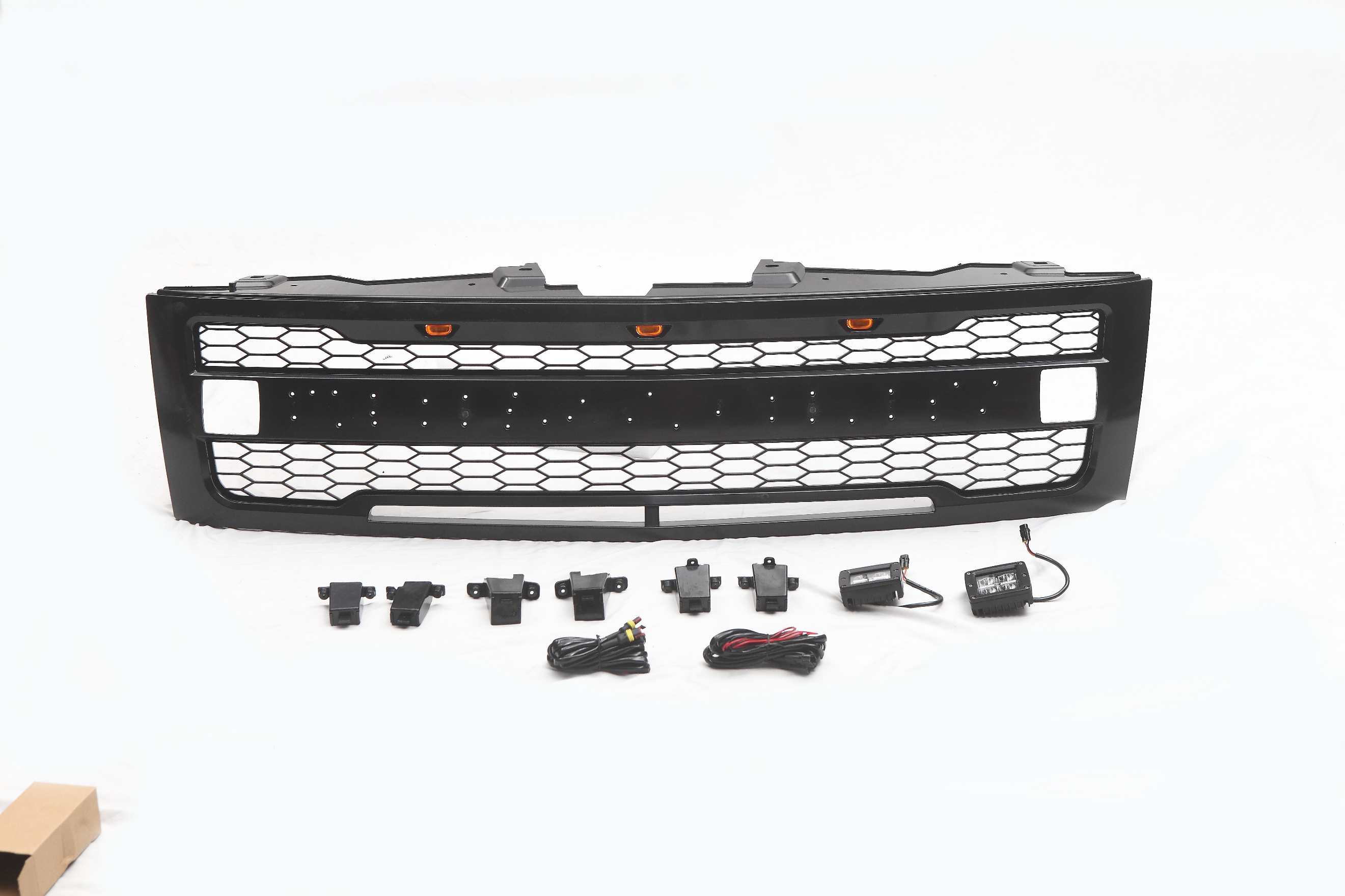 For 2007-2013 Chevrolet Silverado 1500 Front Grille Grill Mesh With 3+2 LED Light
