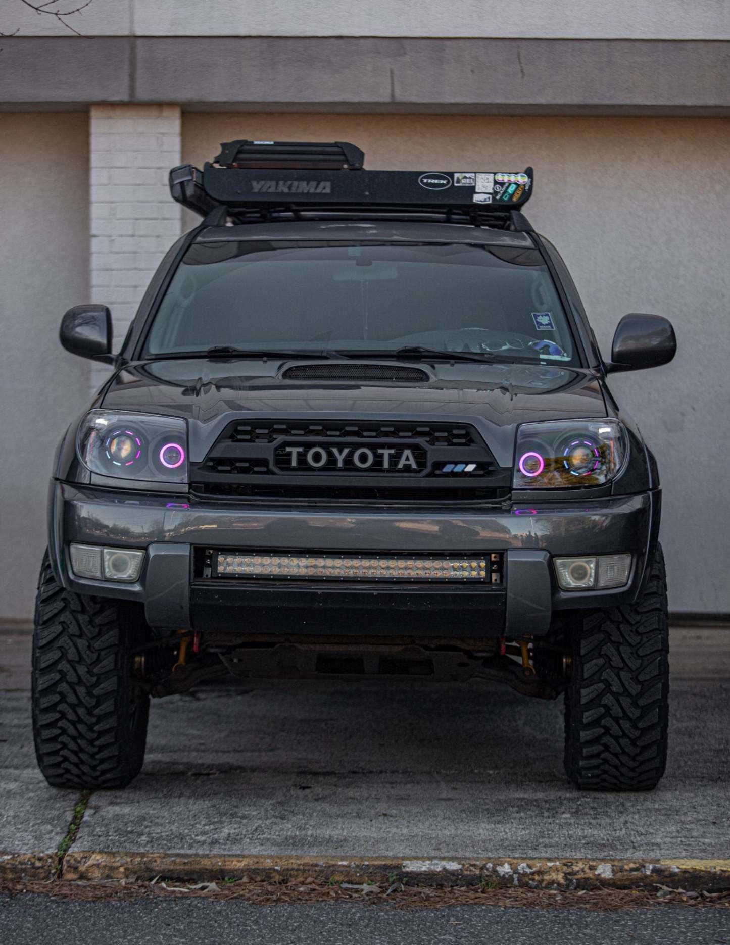 For 2003-2005 Toyota 4Runner Grill Matte Black Front Grille with Light & Letter