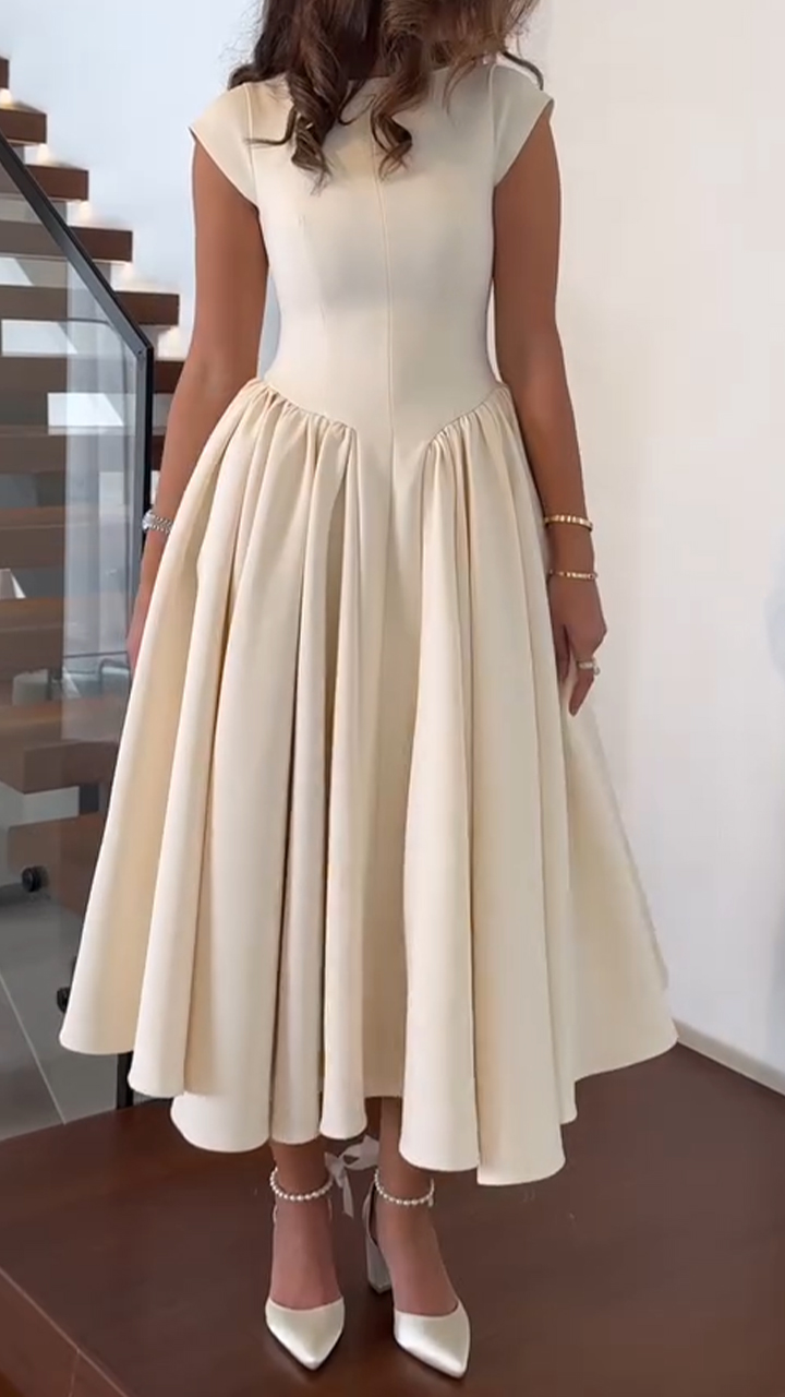 Women's Round Neck Three-dimensional Tailoring A-line Temperament Dress