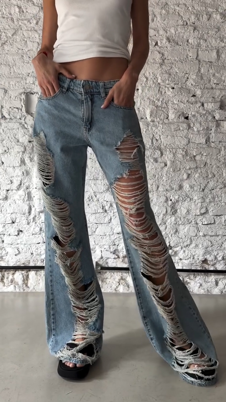 Women Ripped Casual Jeans