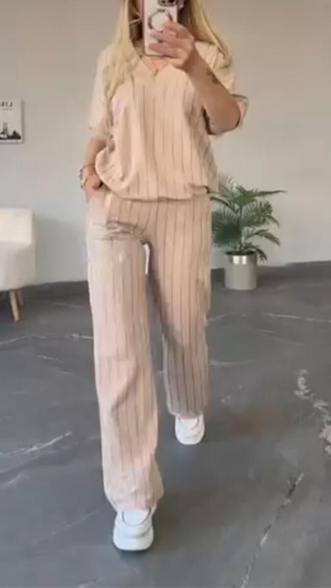 Women V-neck Rhinestone Casual Suit