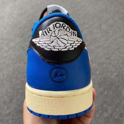 AJ1 Low Travis Scott x Fragment