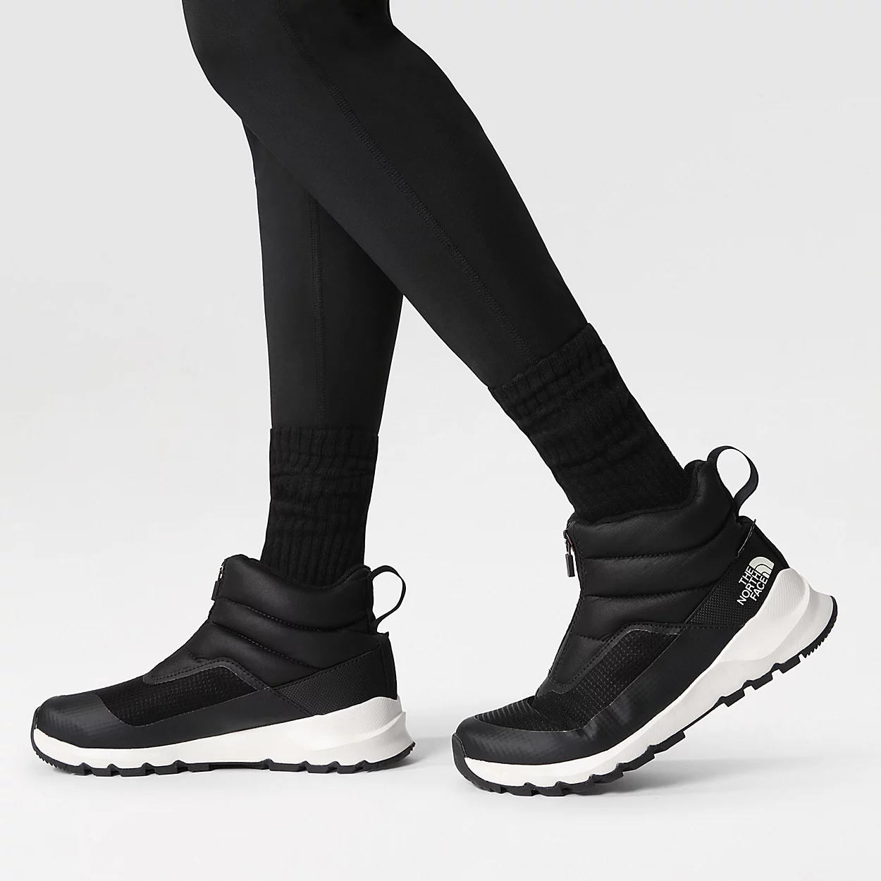 WOMEN'S PROGRESSIVE II WATERPROOF ZIP-UP WINTER BOOTS