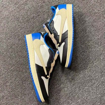 AJ1 Low Travis Scott x Fragment