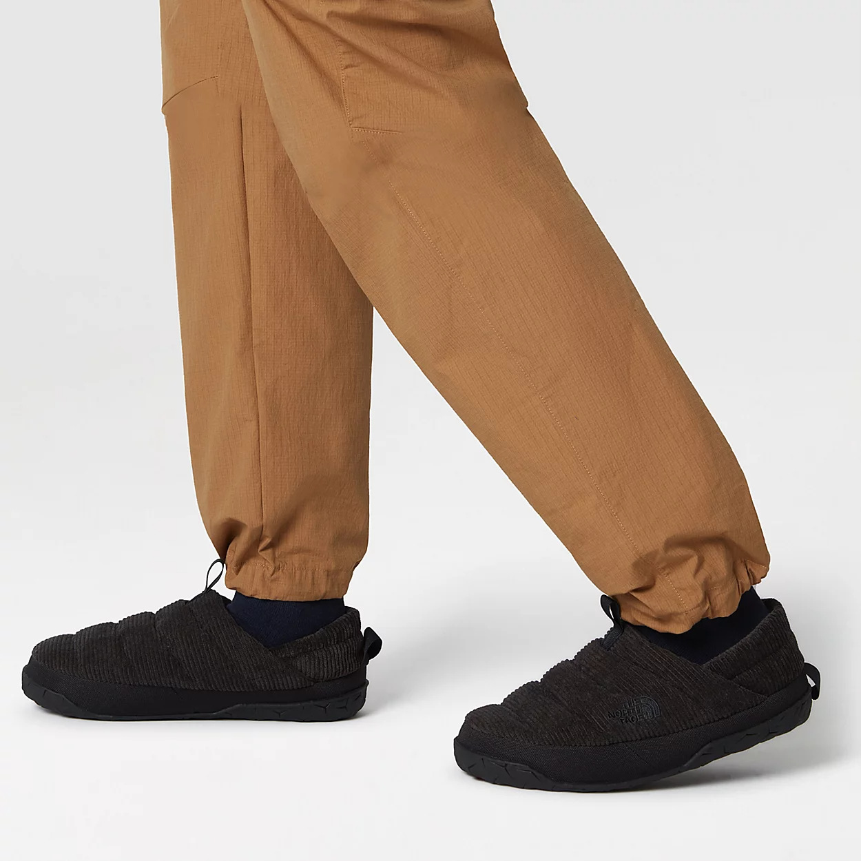 WOMEN'S NUPTSE CORDUROY STREET MULES