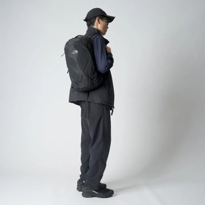 ナイロンバックパック 22L