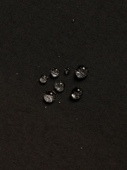 レディースバージョン、撥水加工、ファー裏地付きフード付きジャケット