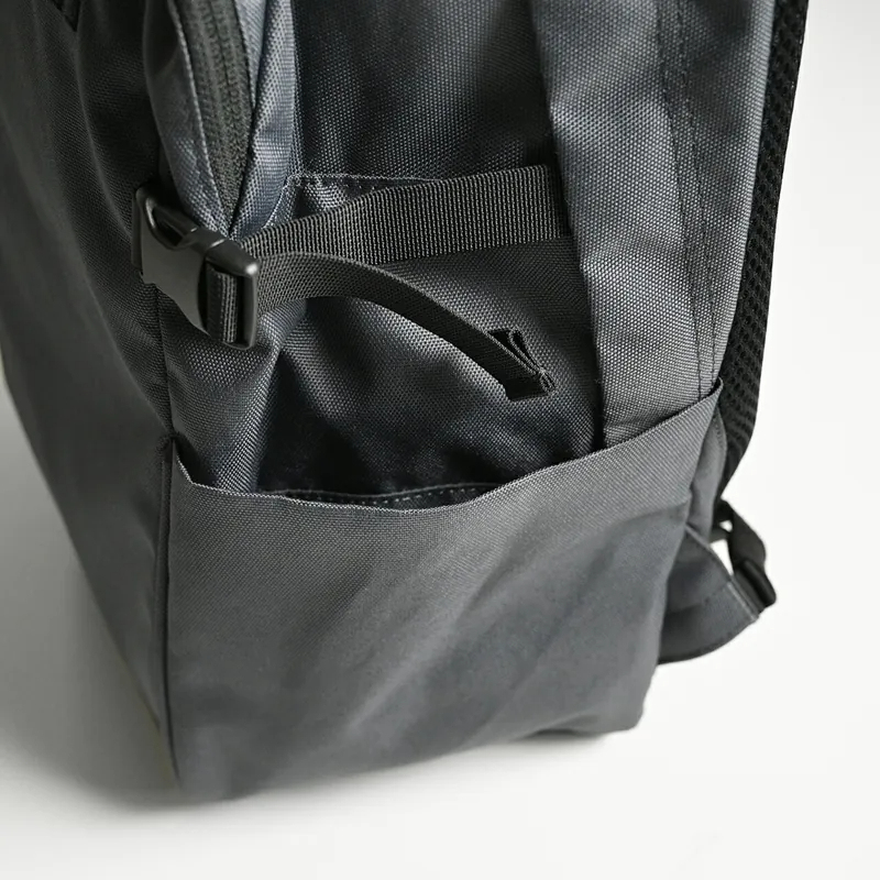 24Lバックパック