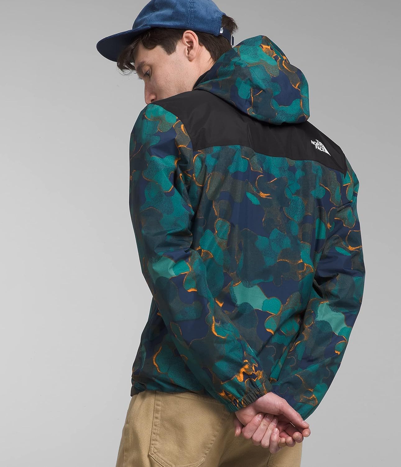 The NttgORTH Face Men's Rain Hooded Jacket