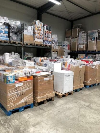 4点入 ！【あなたの安心を守る！即日発送！】防災福袋 新年福袋 防災セット 災害対策 安心セット 緊急避難用 家庭用防災キット 生き延びるための必需品 防災準備 防災用ウェットティッシュ 携帯用トイレ 非接触 赤外線温度計 お得な防災用品 非常用バッグ 非常用セット