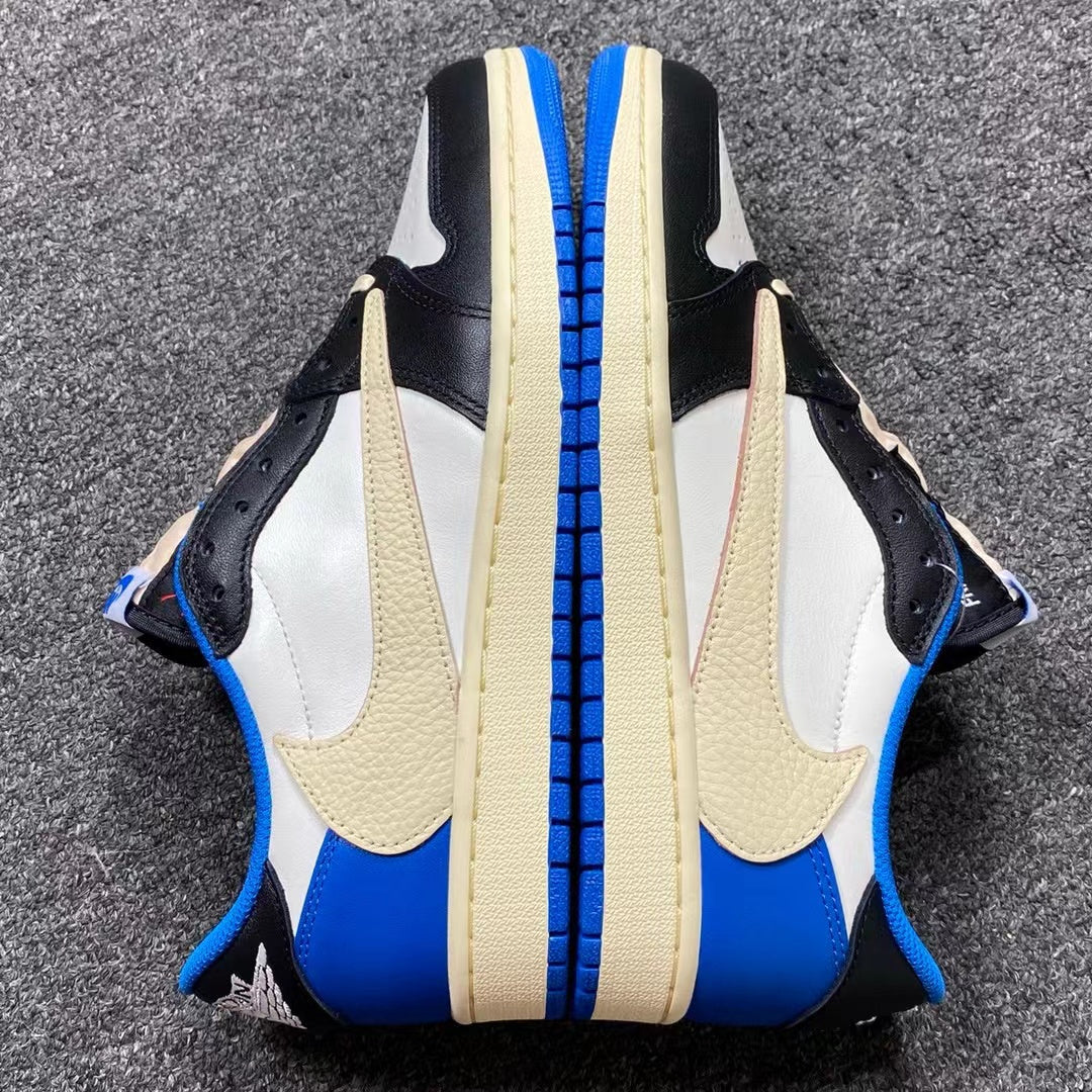 AJ1 Low Travis Scott x Fragment