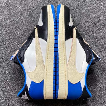 AJ1 Low Travis Scott x Fragment