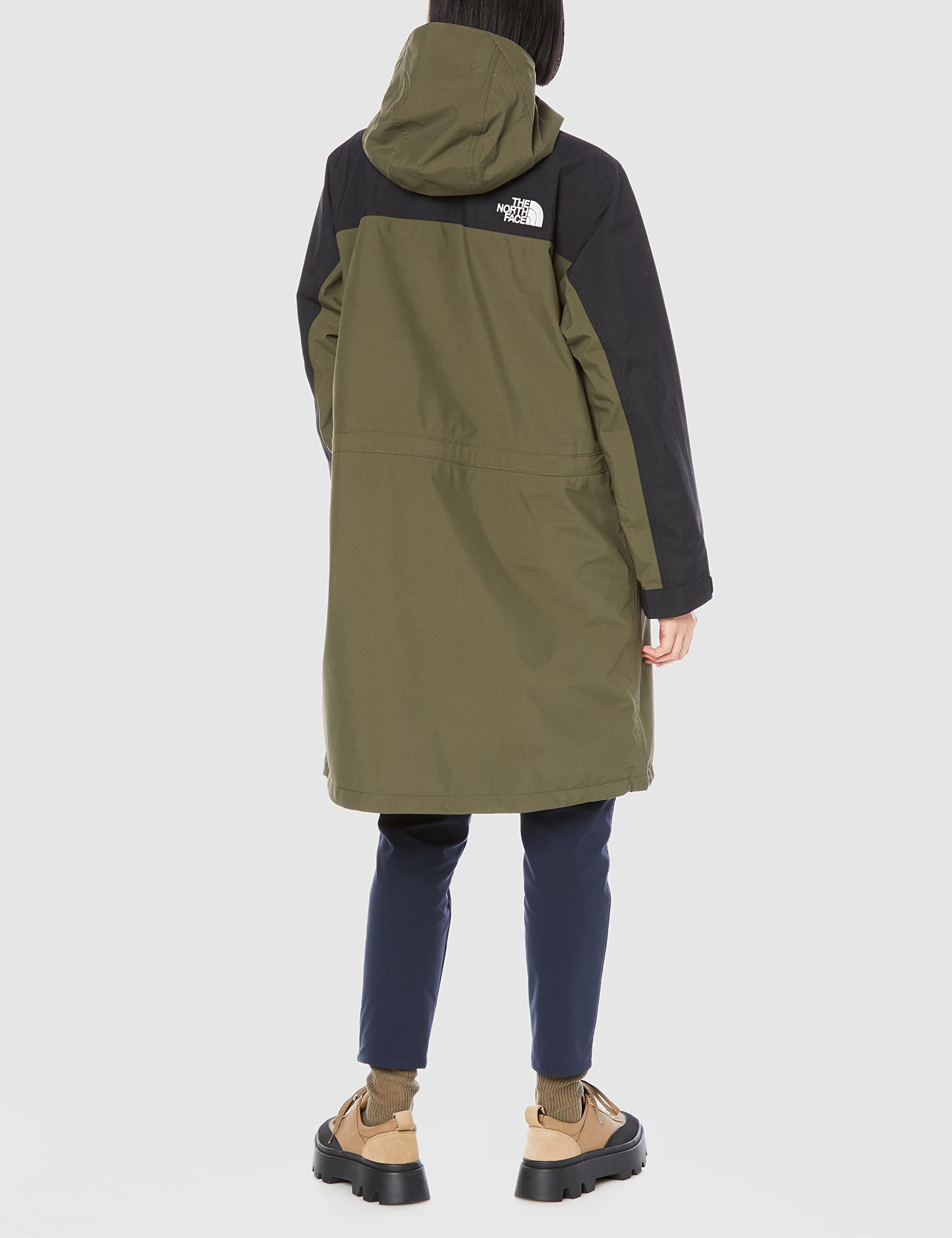 女性の軽量登山ジャケット防水通気性アウトドア キャンプ